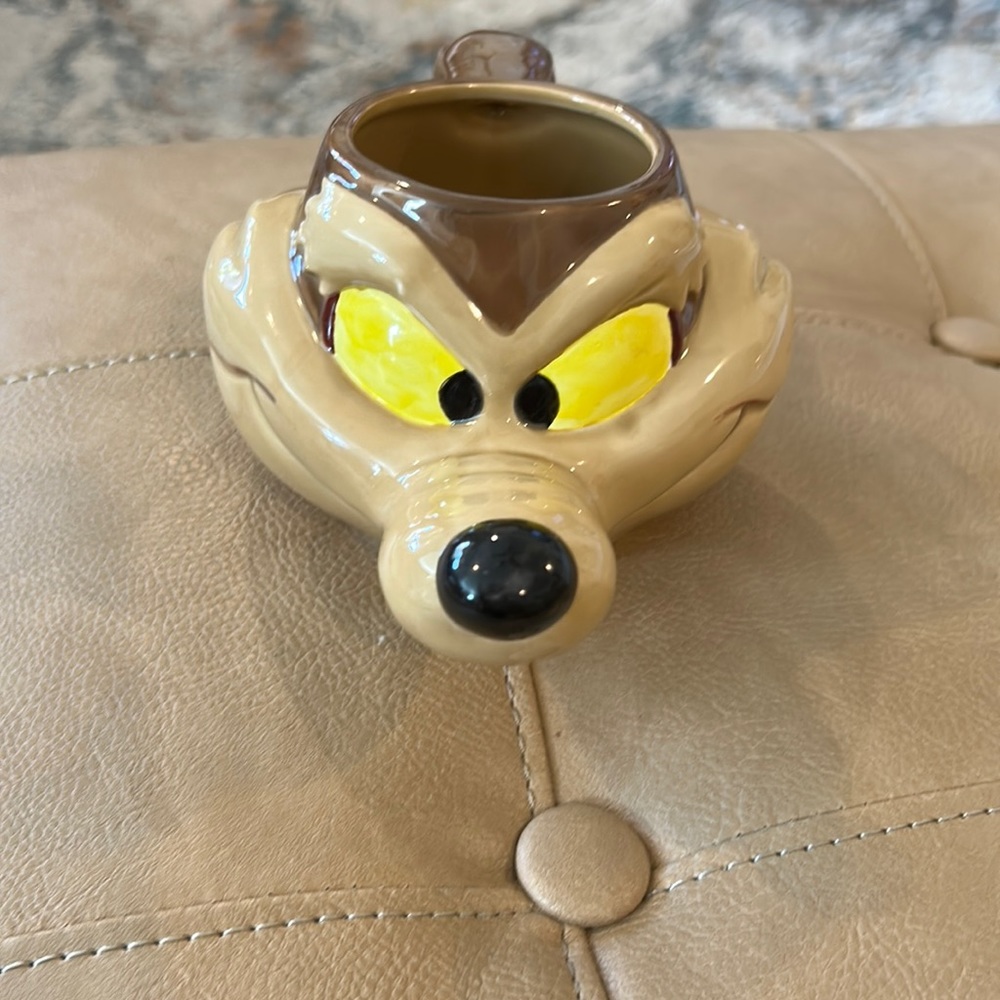 Play Warner Brothers, 1989 Wiley coyote from applause mug